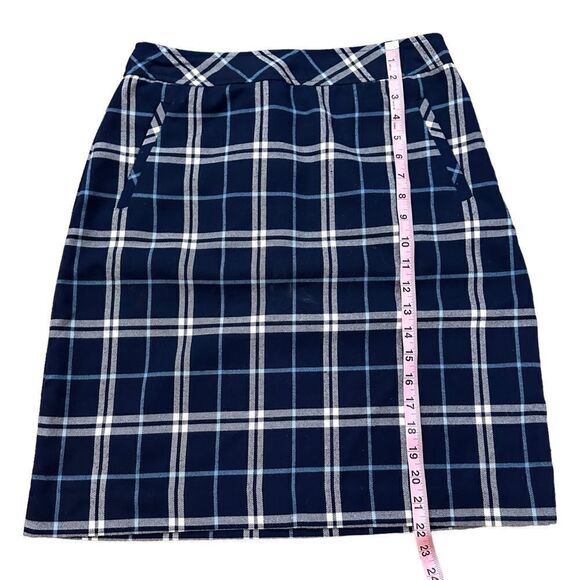 Laura Scott ~ Blue Plaid Skirt ~ fully lined ~ front side pockets ~ size small - Picture 9 of 9